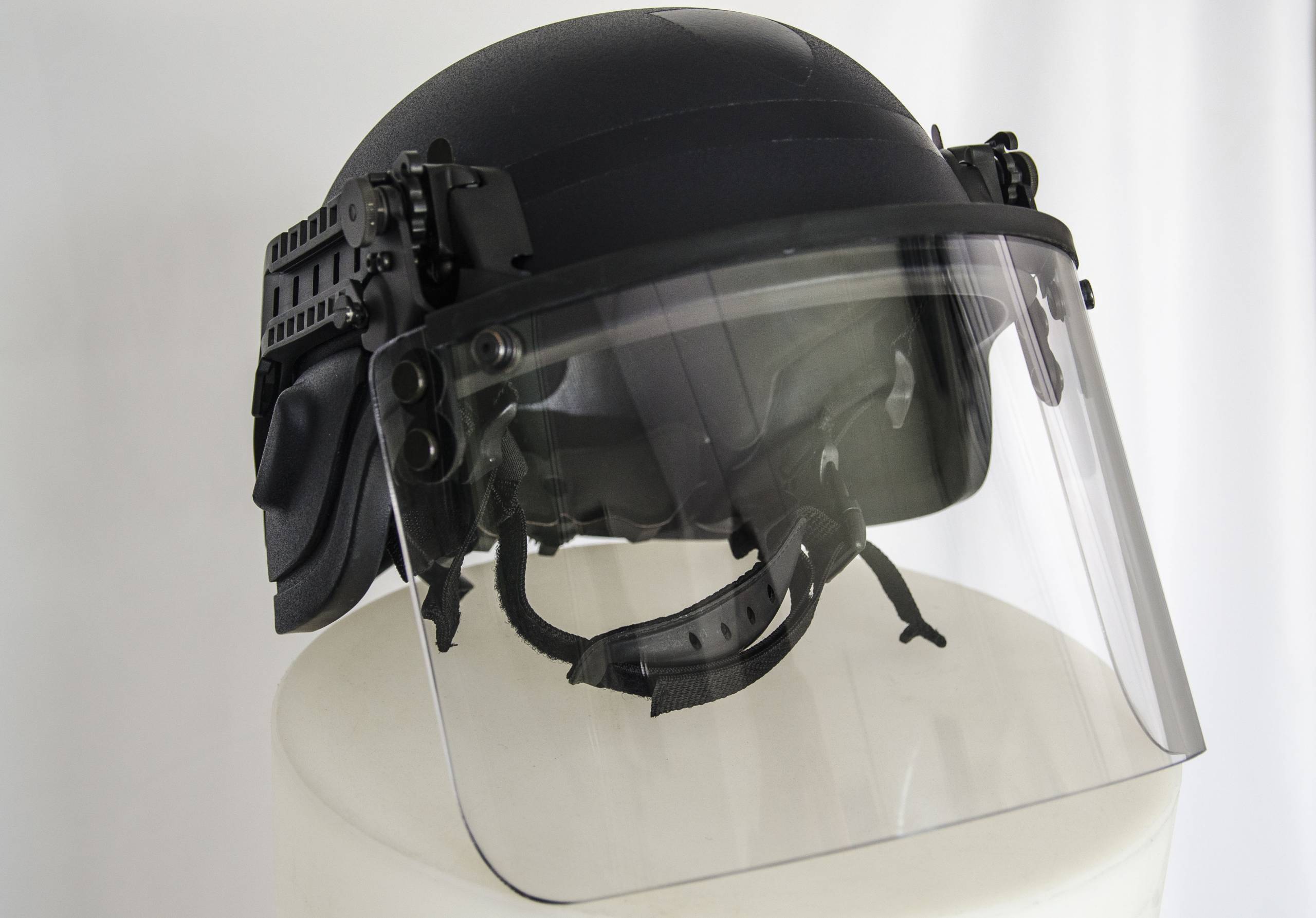 CASQUE PROTECTION CRÂNIENNE RÉGLABLE 46-52 c.m